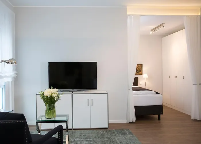 Logis First Class Business Suites 3*