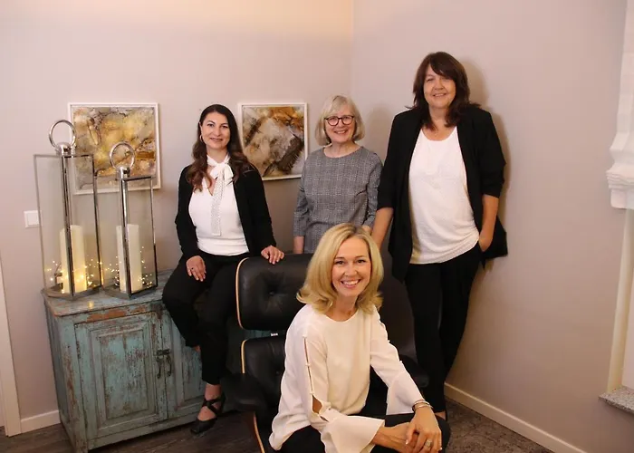 Logis First Class Business Suites